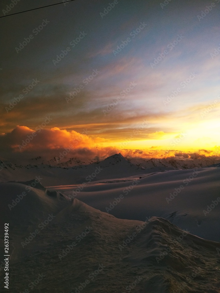 Закат с Эльбруса (Гарабаши 3850 метров н.у.м) 