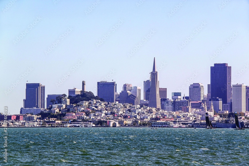 Fototapeta premium Amazing view on San Francisco, California. Blue sky background. Beautiful backgrounds.