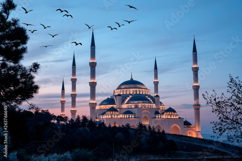 Istanbul Camlica Mosque or Camlica Tepesi Camii, Istanbul, Turkey photo