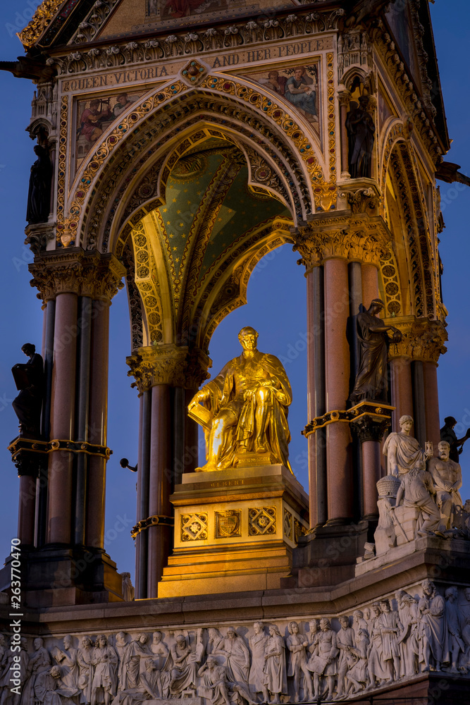 UK, england, London, Albert Memorial dusk
