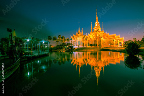 Wallpaper Wat Lan Boon Mahawihan Somdet Phra Buddhacharn Wat Non Kum is the beauty of the church that reflects the surface of the water  popular tourists come to make merit and take a public photo 