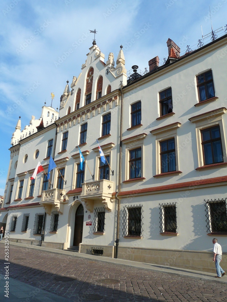 Naklejka premium RZESZÓW RATUSZ NA RYNKU STAREGO MIASTA