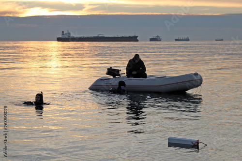 Novorossiysk tankers black sea divers