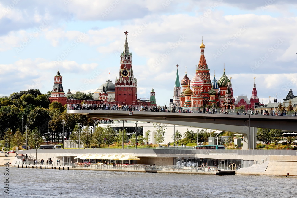 View of the center of Moscow from Raushskaya Embankment