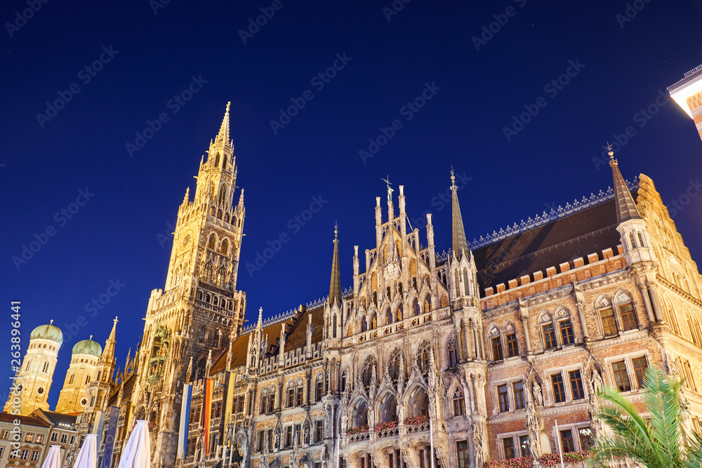 New Town Hall as seen from the Marienplatz side 