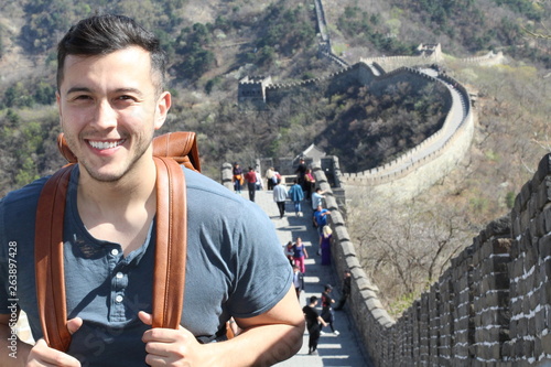 Canvas Print Ethnic tourist in the Great Wall of China