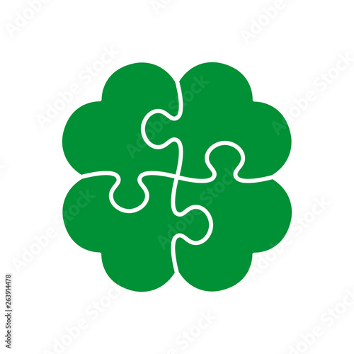 Puzzle creates Cloverleaf