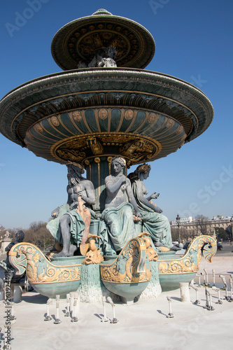 place de la concorde in paris