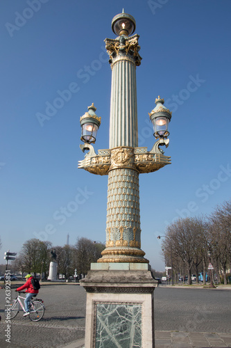 Obraz na płótnie Place de la concorde in paris w salonie