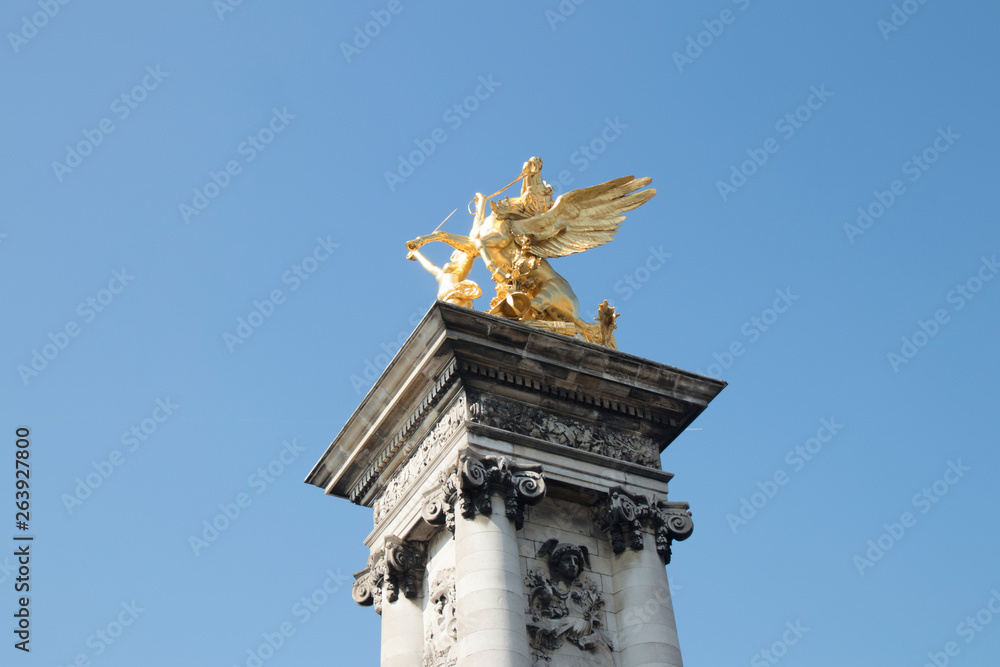 Pont de la concorde in paris