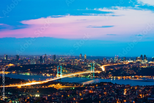 Bosphorus Bridge in Istanbul © IV. Murat
