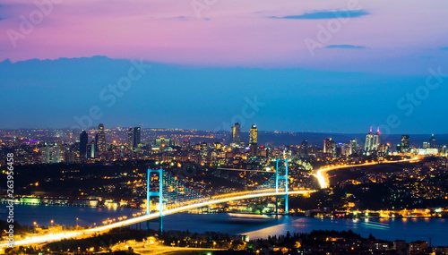 Bosphorus Bridge in Istanbul © IV. Murat
