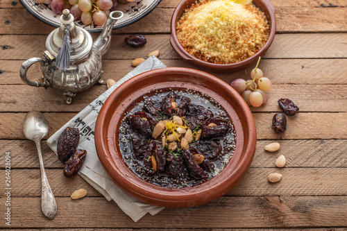 Slow cooked beef with dates, raisins and almonds - moroccan tajine