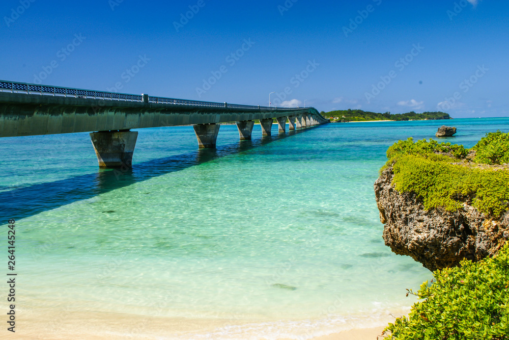 宮古島　海にかかる橋