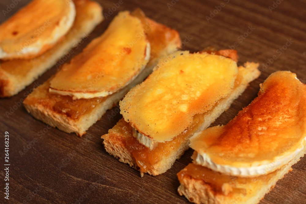 Tostas queso de cabra Tostas queso de cabra