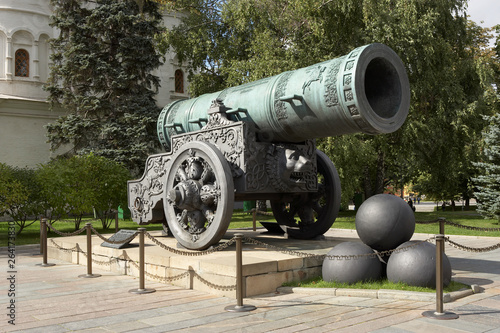 TSAR CANON KREMLIN MOSCOW RUSSIA 1586