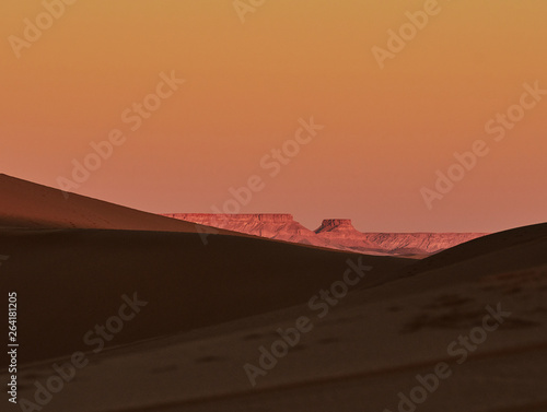 Sand dune, Sahara Desert, with the views of argelia.