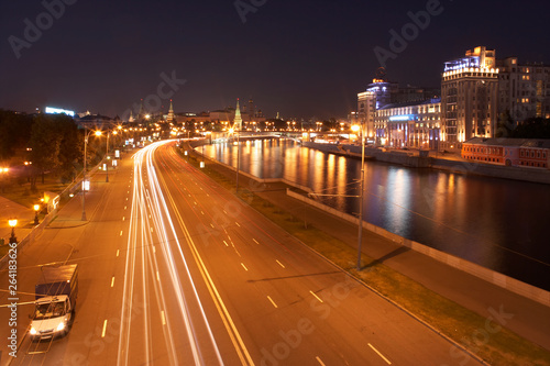 Wallpaper Mural TRAFFIC ON KREMLIN EMBANKMENT AND RIVER AT NIGHT MOSCOW RUSSIA Torontodigital.ca