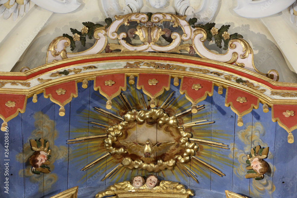 Fototapeta premium Esprit-Saint. Eglise Saint-Nicolas de Véroce. / Holy Spirit. Church of St. Nicholas of Veroce.