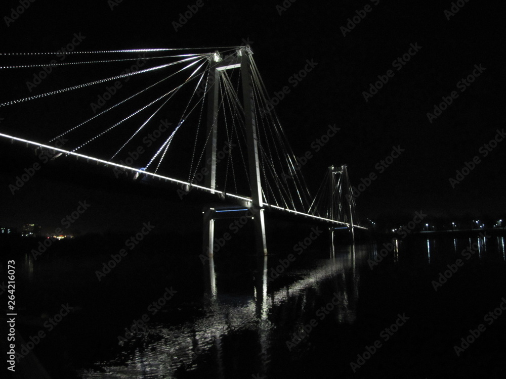 Obraz premium bridge at night