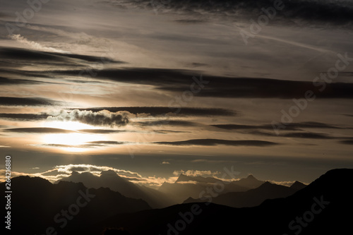 Sonnenaufgang in den Alpen © EinBlick