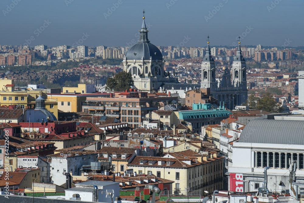 Fototapeta premium Madrid´s Almudena Cathedral