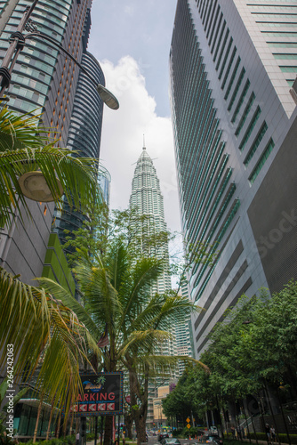 Petronas Twin Towers in Kuala Lumpur, Malaysia. © joseduardo