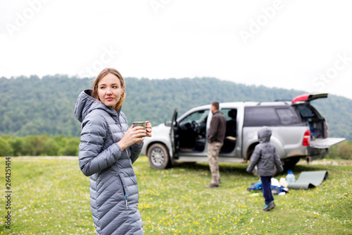 autotravel whole family photo