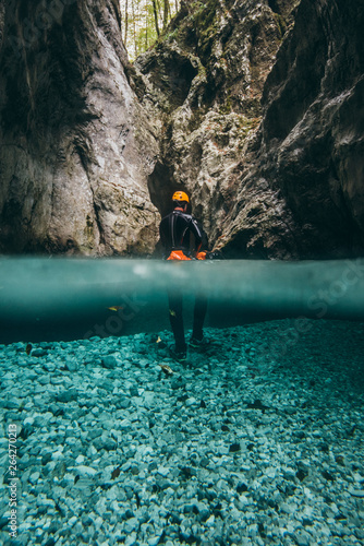 Εκτύπωση καμβά Canyoning spit shot