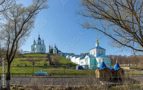 Курская Коренная Рождество-Богородичная пустынь - мужской монастырь в местечке Свобода Курской области photo