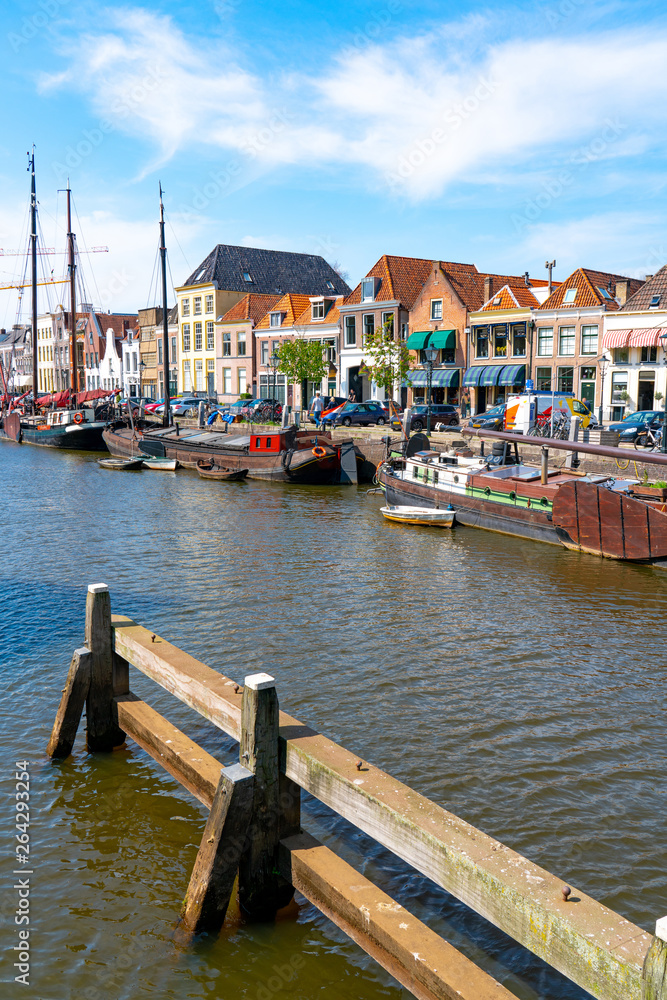 Fototapeta premium Zwolle Innenstadt und Almelose Kanaal