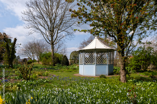 Kreislehrgarten im Fruehling photo