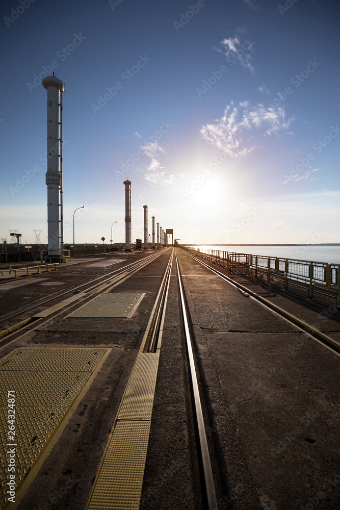 Fototapeta premium Usina Hidreletrica de Itaipu Binacional