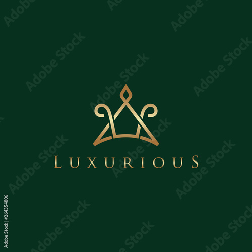 Geometric Luxury Creative Crown abstract Logo design vector template. Vintage Crown Logo Royal King Queen concept symbol Logotype concept icon. - Vector 