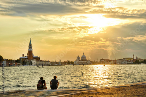 Venezia al tramonto © bussiclick