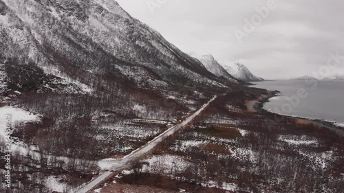 Les îles Lofoten en hiver, filmés depuis un drone -