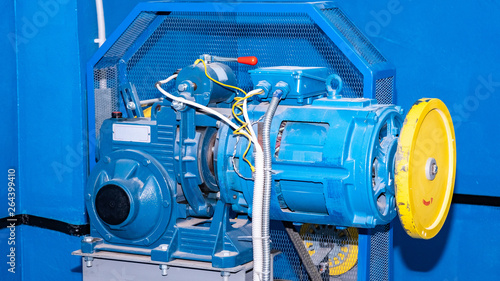 winch with gear and motor Elevator for residential building