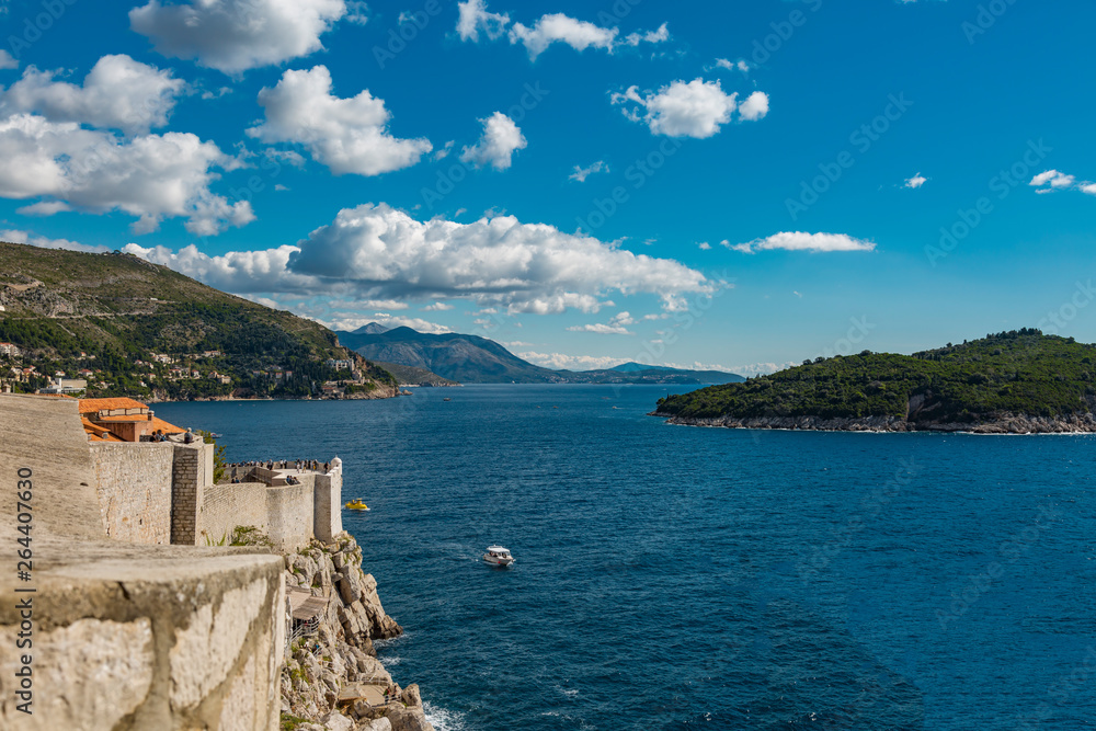 Aussicht auf die Inseln in der Adria vor Dubrovnik