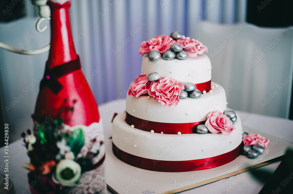 wedding cake with flowers yellow beige red turquoise blue wedding cake with flowers yellow beige red turquoise blue