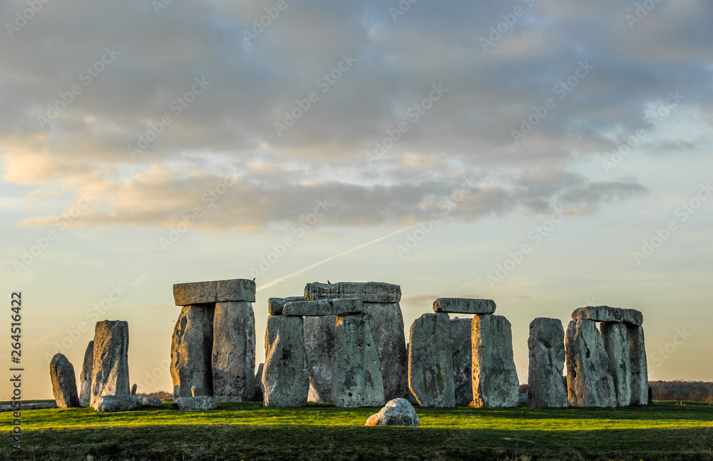 Fotografie stonehenge at sunset