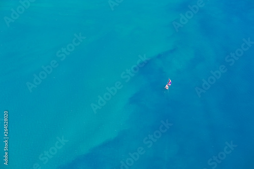 Luftaufnahme beim Helikopter-Rundflug über Whitsunday Island © jeho.photography