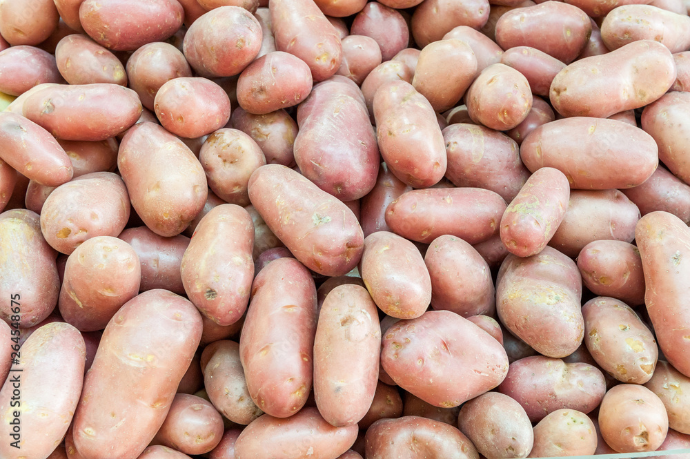 Potatoes sold at shuk hacarmel market, Tel Aviv, Israel Potatoes sold at shuk hacarmel market, Tel Aviv, Israel