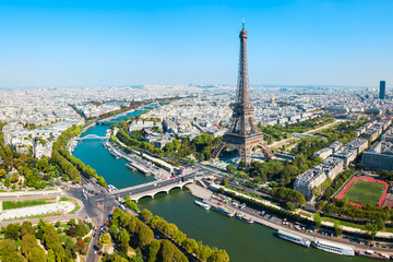 Poster Eiffelturm Eiffelturm Luftaufnahme über Paris  © saiko3p