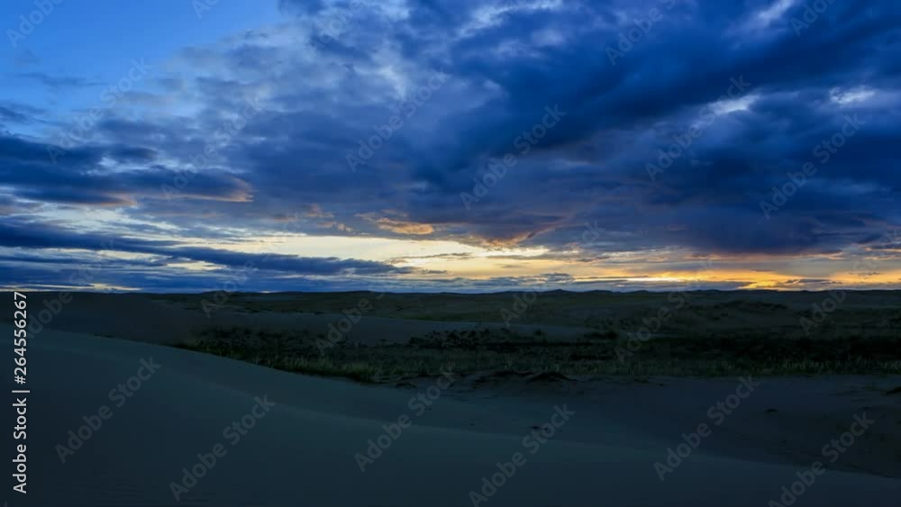 4K. Sunrise over the Sands Mongol Els, Mongolia. Ultra HD, 4096x2304 4K. Sunrise over the Sands Mongol Els, Mongolia. Ultra HD, 4096x2304