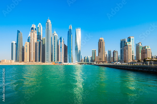 Dubai Marina district in Dubai, UAE © saiko3p
