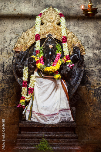 Thousand pillar hall, Meenakshi Temple photo