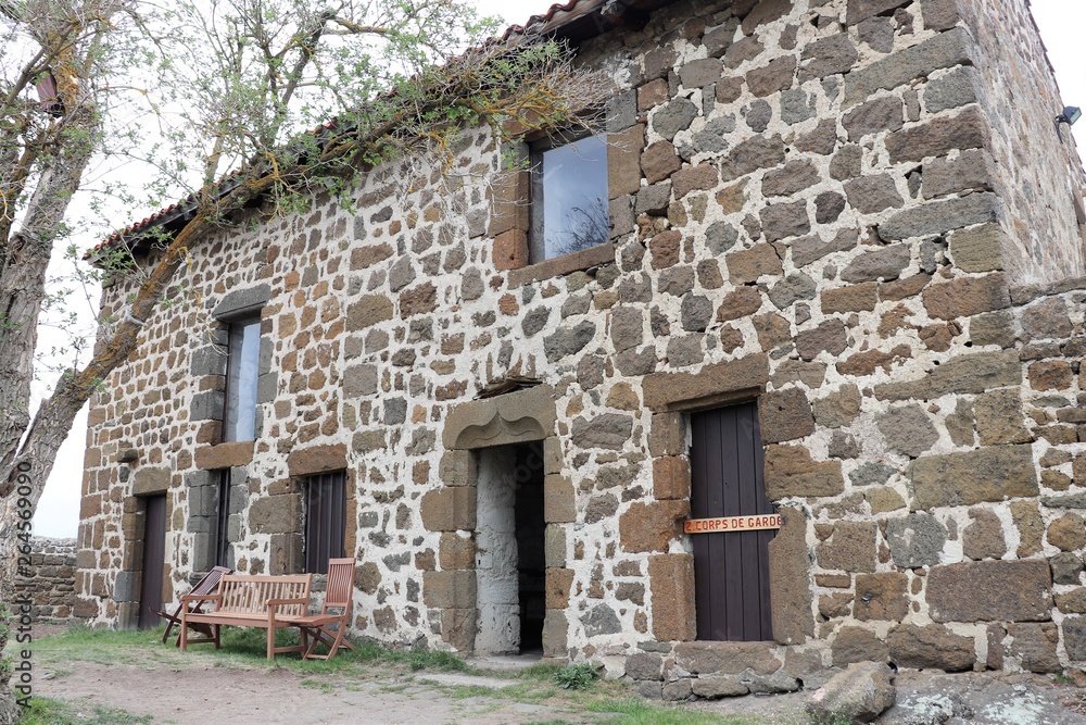 Village de Polignac en Haute Loire - Auvergne - Forteresse