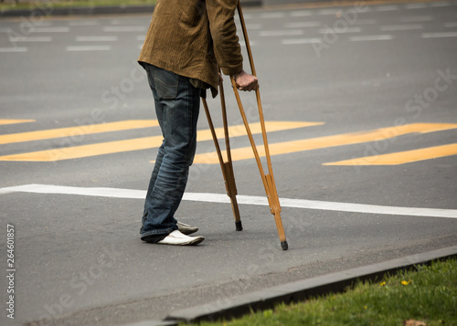 broken foot using Crutches