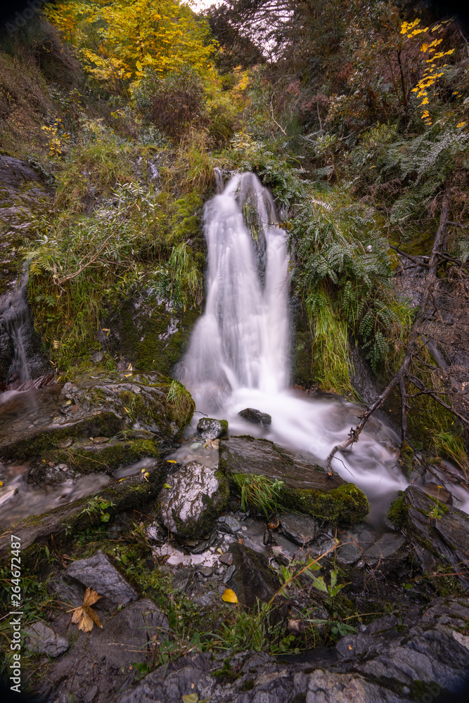 Fototapeta premium a Waterfall near Arrowtown in Otago New Zealand