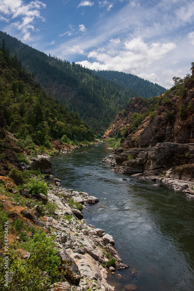 Fototapeta premium Rafting on the Rogue River